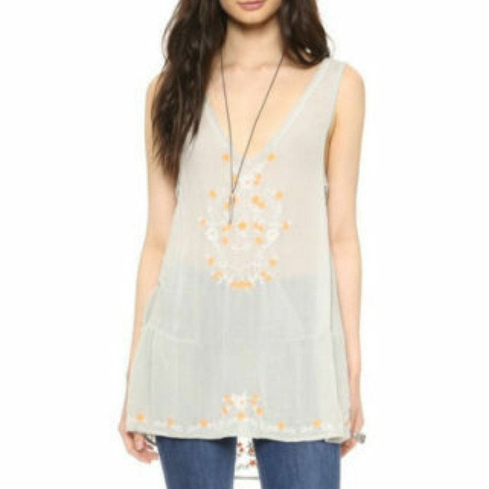 FREE PEOPLE Wild Strawberries Embroidered Top - S